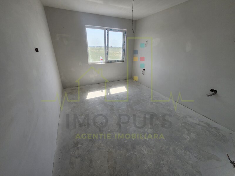 Sacalaz, duplex la cheie, 3 bai, 5 camere, la 4 minute de Timisoara.
