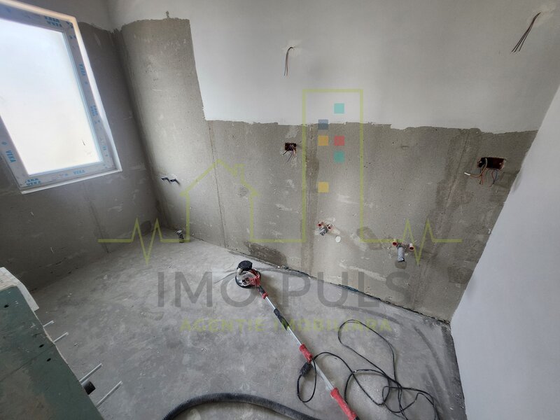 Sacalaz, duplex la cheie, 3 bai, 5 camere, la 4 minute de Timisoara.